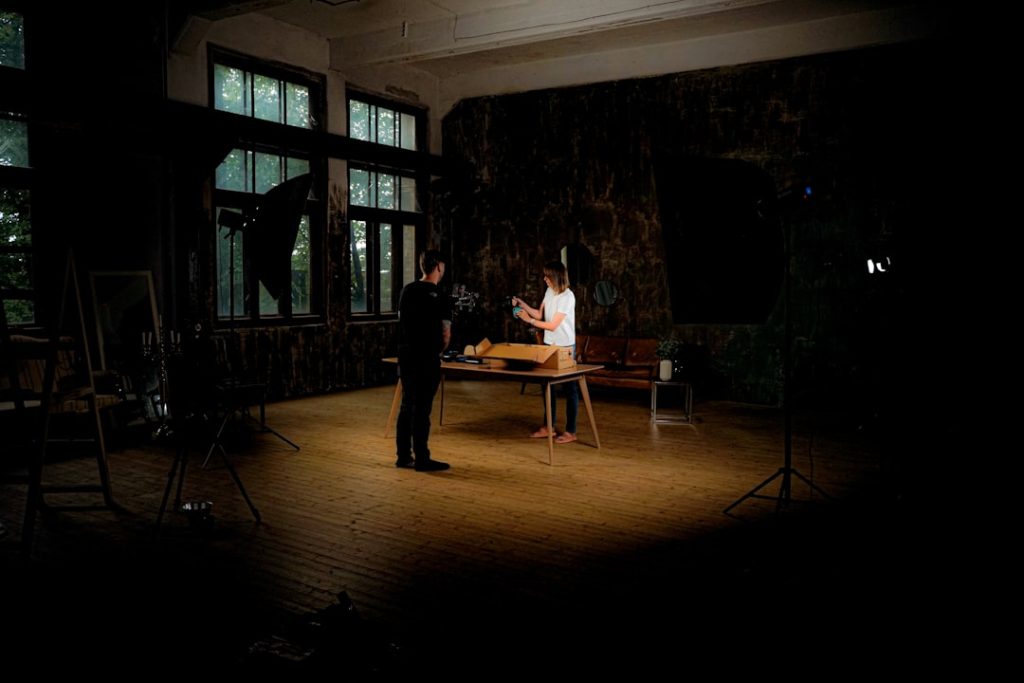 Photo track light